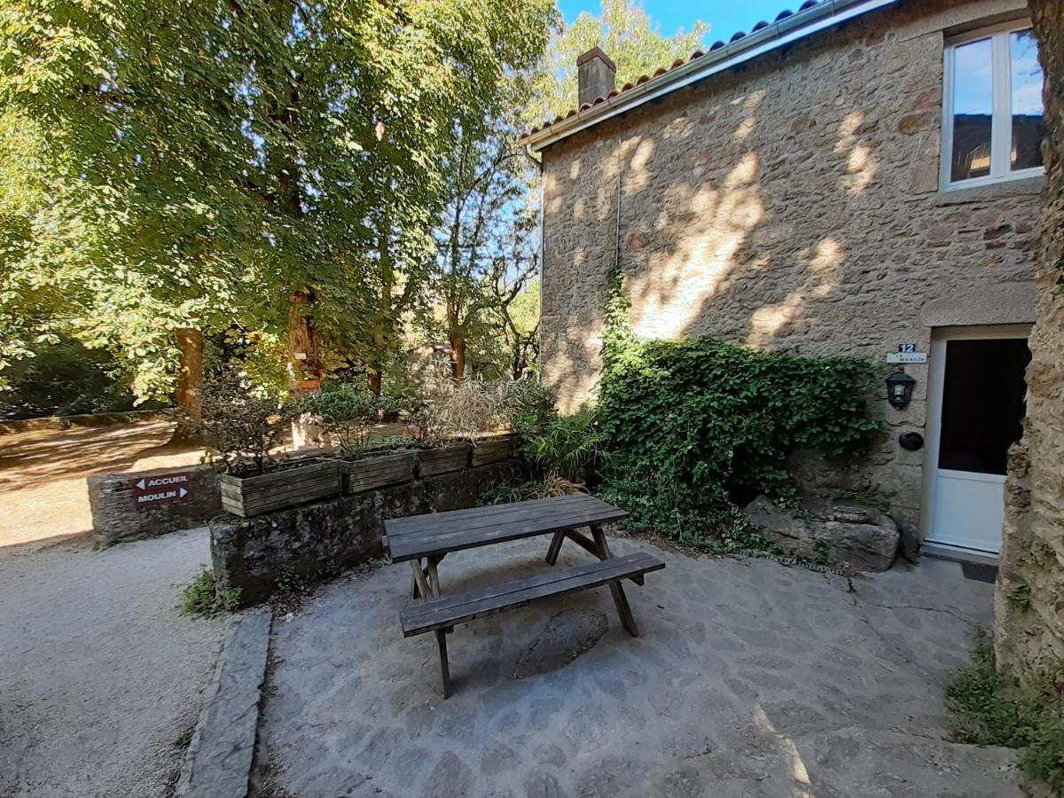 Village De Gites Du Moulin Neuf Getigne Exterior foto