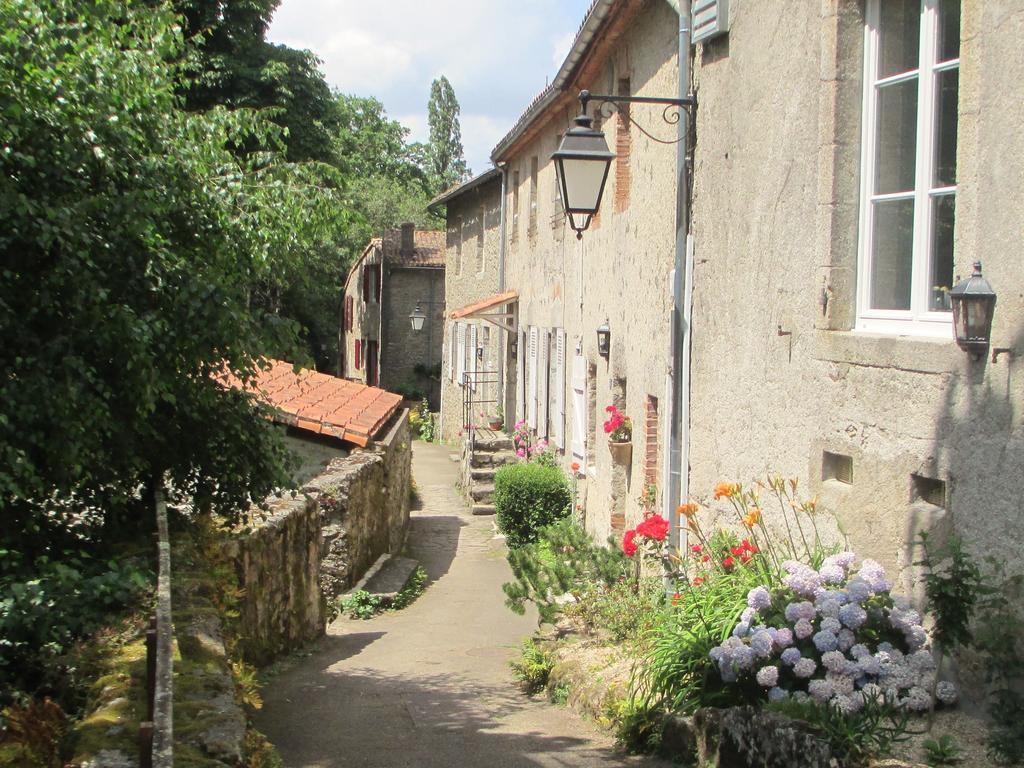 Village De Gites Du Moulin Neuf Getigne Exterior foto